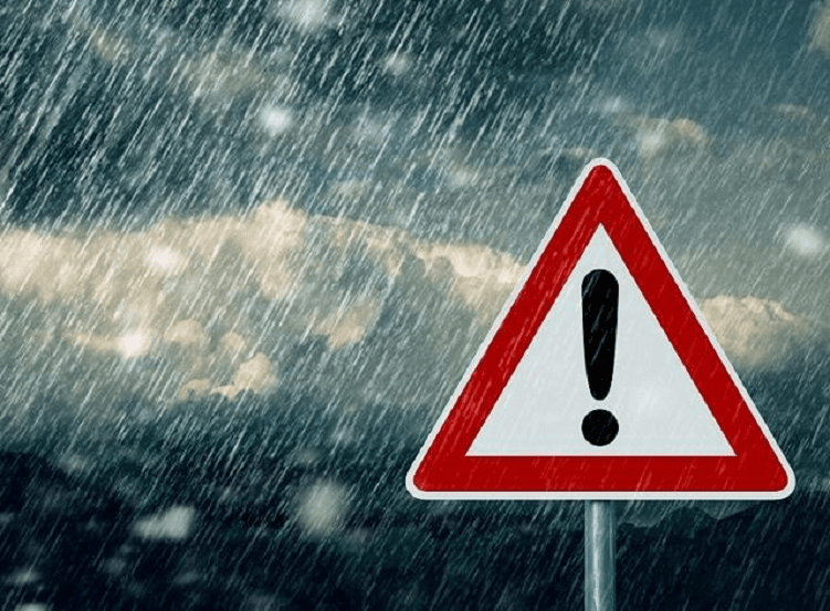 Imagem da notícia Inverno termina com Sul do Brasil em alerta para tempestades. Vento passa de 100 km/h no RS. Imagem da notícia Inverno termina com Sul do Brasil em alerta para tempestades. Vento passa de 100 km/h no RS.